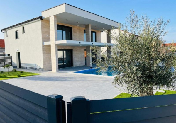 Chorvátsko: EXKLUZÍVNY NOVÝ DOM S BAZÉNOM PRI MORI - OSTROV VIR