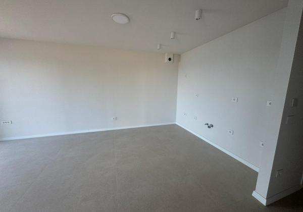 Chorvátsko - Na predaj novostavba apartmánu v prvej rade od mora