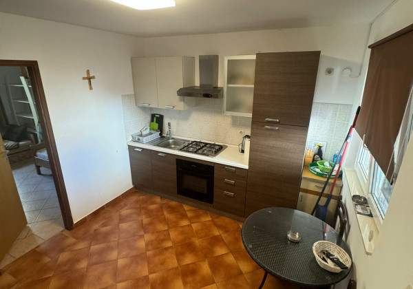 Chorvátsko , ostrov Vir - Na predaj prízemný apartmán len 70m od mora