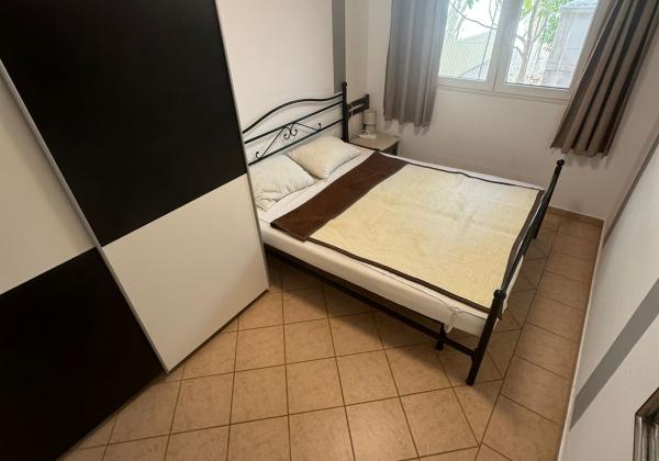 Chorvátsko , ostrov Vir - Na predaj prízemný apartmán len 70m od mora