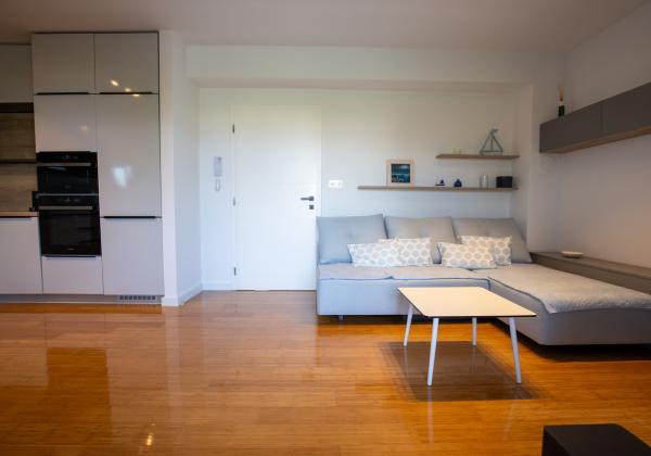 Chorvátsko - Luxusný Apartmán pri Mori so Záhradou a Garážou – Zadar, Diklo