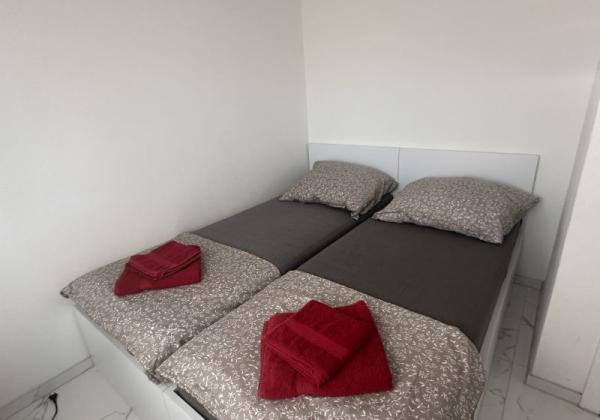 Chorvátsko , ostrov Vir - Na predaj trojizbový apartmán s výhľadom na more