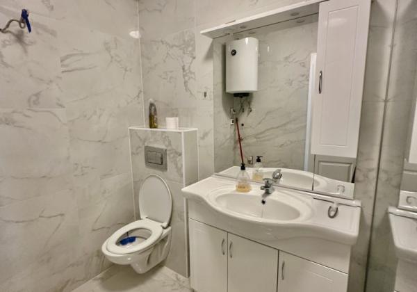 Chorvátsko , ostrov Vir - Na predaj trojizbový apartmán s výhľadom na more