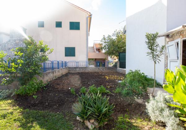 Chorvátsko, ostrov Murter - Exluzívne na predaj prízemný rodinný dom pri pláži