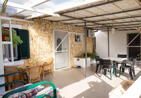 Chorvátsko, ostrov Murter - Exluzívne na predaj prízemný rodinný dom pri pláži