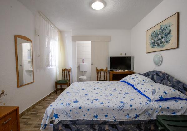 Chorvátsko, ostrov Murter - Exluzívne na predaj prízemný rodinný dom pri pláži