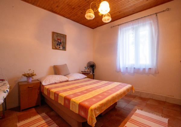 Chorvátsko, ostrov Murter - Exluzívne na predaj prízemný rodinný dom pri pláži