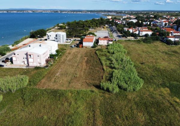 Chorvátsko - Na predaj stavebný pozemok vhodný ako investícia