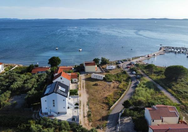 Chorvátsko - Na predaj stavebný pozemok vhodný ako investícia