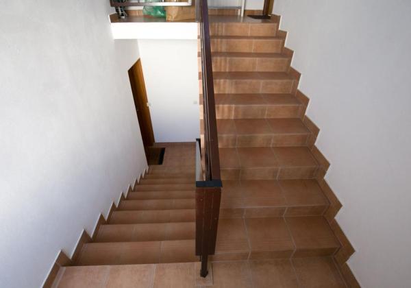 Chorvátsko , Petrčane - Na predaj zariadený apartmán s terasou