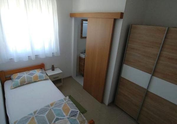 Na predaj dom 3x apartmán len 100m od mora - Chorvátsko -Privlaka