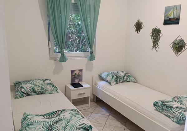 Chorvátsko - Top ponuka apartmán len 300m od mora za super cenu