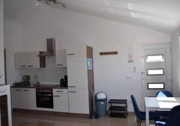 Chorvátsko - Trojizbový apartmán s bazénom a výhľadom na more