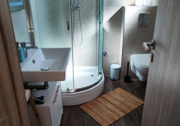 Chorvátsko - Trojizbový apartmán s bazénom a výhľadom na more