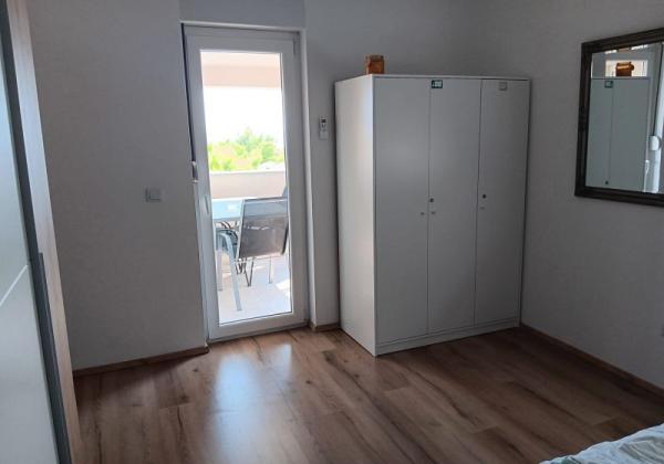 Chorvátsko - Trojizbový apartmán s bazénom a výhľadom na more