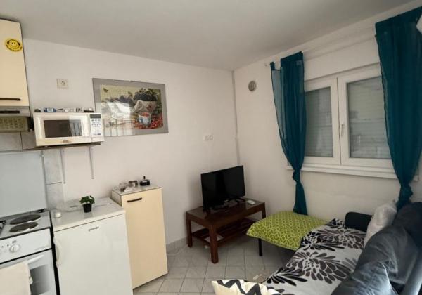 Chorvátsko - Dom 2x apartmán, výhodná investícia na ostrove Vir