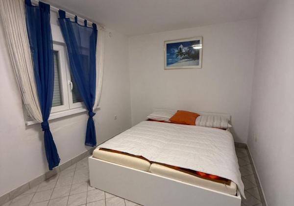 Chorvátsko - Dom 2x apartmán, výhodná investícia na ostrove Vir