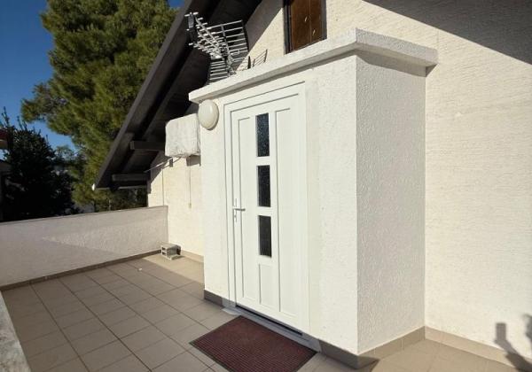 Chorvátsko - Dom 2x apartmán, výhodná investícia na ostrove Vir