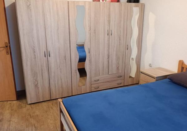 Chorvátsko na predaj: Apartmán  len 200 m od mora na ostrove Vir