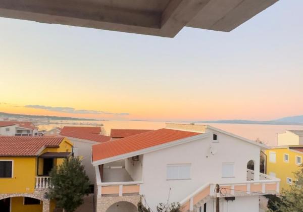 Chorvátsko - Novostavba apartmánu len 70m od krásnej pláže