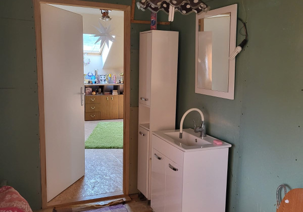 Rodinný dom na predaj skolaudovaný v roku 2007, Poľná ulica - Brezno