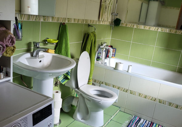 Rodinný dom na predaj skolaudovaný v roku 2007, Poľná ulica - Brezno