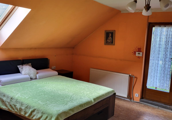 Rodinný dom na predaj skolaudovaný v roku 2007, Poľná ulica - Brezno