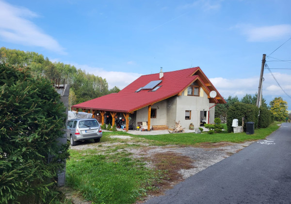 Rodinný dom na predaj skolaudovaný v roku 2007, Poľná ulica - Brezno