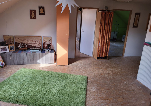 Rodinný dom na predaj skolaudovaný v roku 2007, Poľná ulica - Brezno