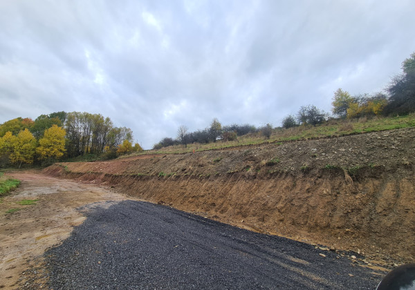STAVEBNÉ PARCELY na výstavbu rodinných domov, LOPEJ