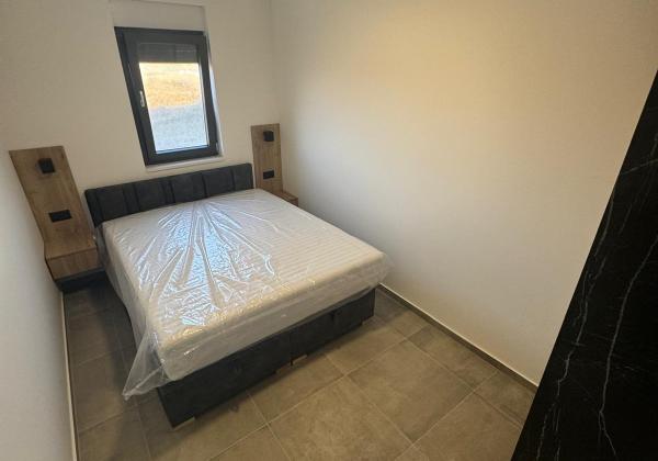 Chorvátsko - Kompletne zariadená novostavba len 50m od mora v Privlake