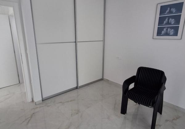 Chorvátsko : Nádherný dom s bazénom a panoramatickým výhľadom na more – Ostrov Vir!