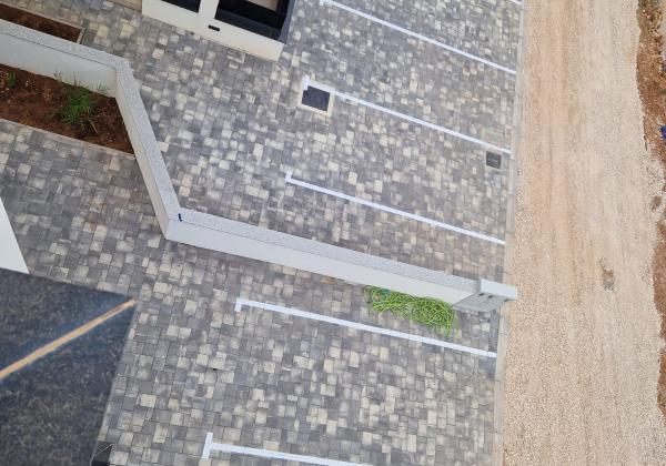 Chorvátsko - Novostavba apartmán s výhľadom na more len 150m od mora