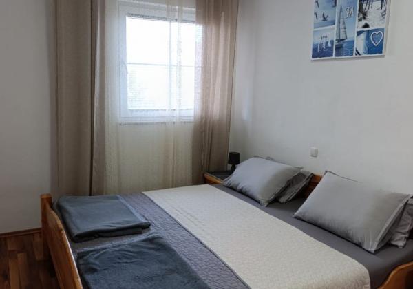 Chorvátsko - Apartmán len 150m od mora za top cenu