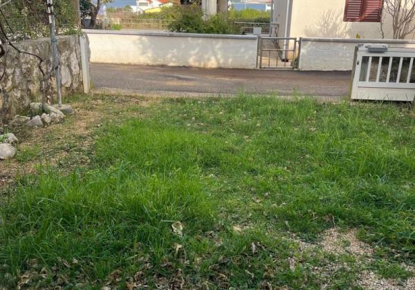 Chorvátsko - Dom 2x apartmán len 250m od mora s výhľadom na more