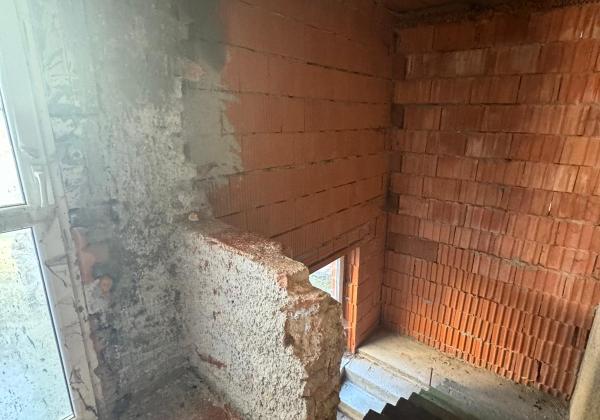 Na predaj dom - pozemok za výhodnú cenu v blízkosti Banskej Bystrice