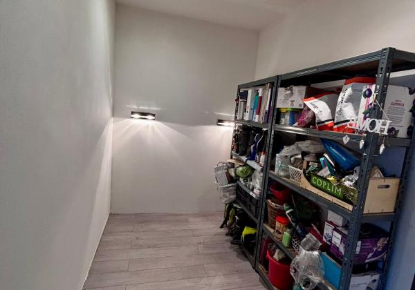 Prenájom priestranného 3-izbového bytu - kompletná rekonštrukcia, zariadený