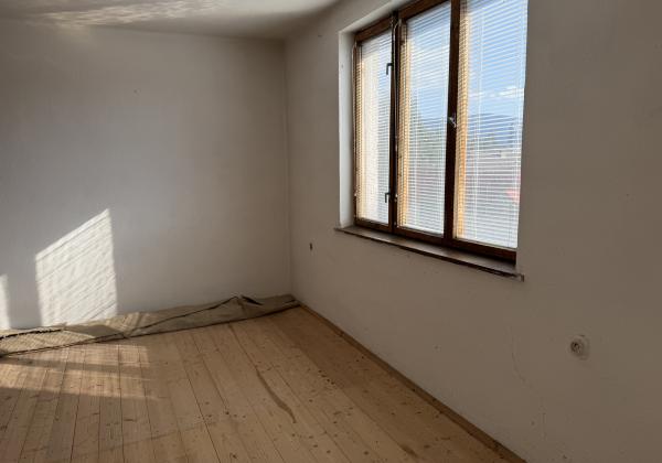 Dva domy na predaj pod Kráľovou hoľou