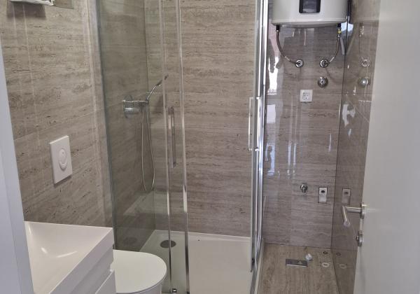 Chorvátsko , ostrov Vir - Na predaj podkrovný apartmán s výhľadom na more