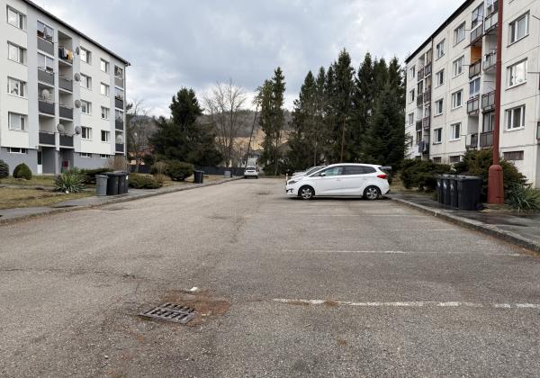 Pekný 3 izbový byt Závadka nad Hronom