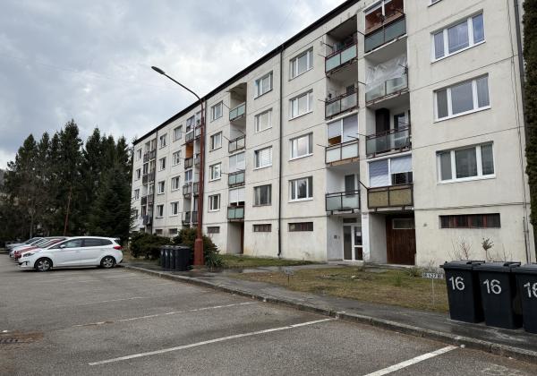 Pekný 3 izbový byt Závadka nad Hronom