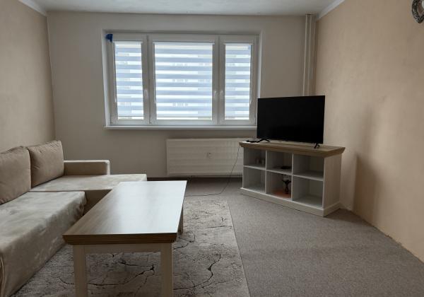 Pekný 3 izbový byt Závadka nad Hronom