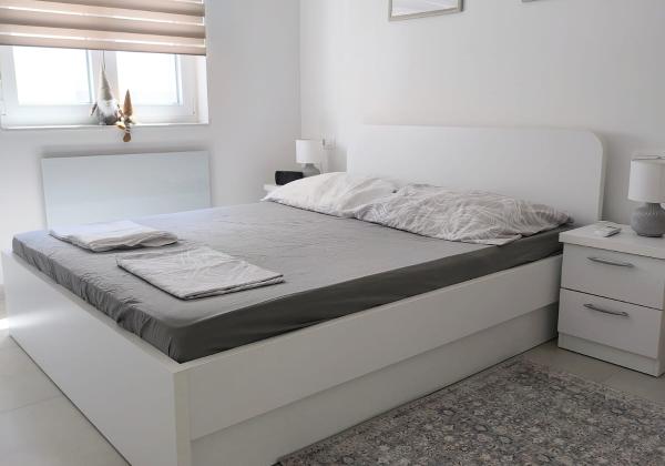 Chorvátsko - Novostavba 250m od mora a krásnej pláže