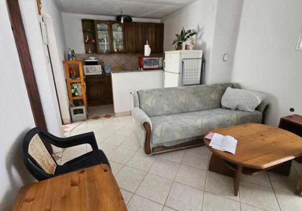 Chorvátsko na predaj: Apartmán s výhľadom na more na ostrove Vir