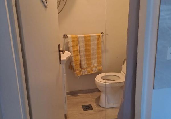 Chorvátsko - Domček v radovej zástavbe s pred záhradkou