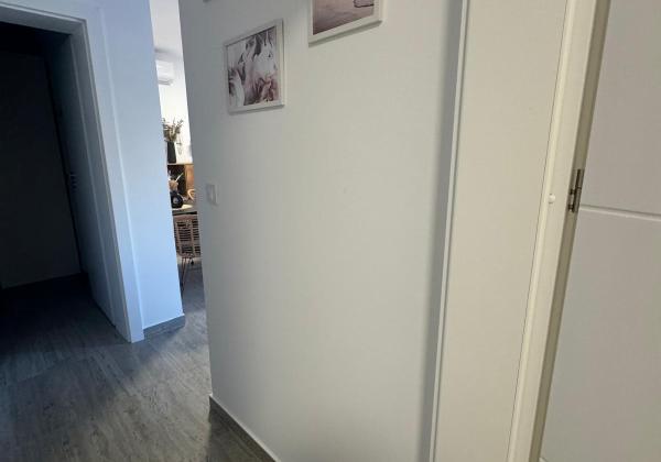 Chorvátsko - Novostavba apartmánu len 70m od mora so zariadením - Vir - Prezida