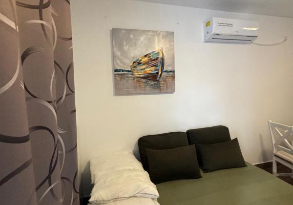 Chorvátsko- Apartmán so záhradou len 100m od mora