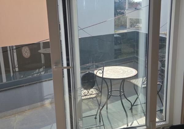 Chorvátsko - Novostavba apartmánu so zariadením len 350m od mora