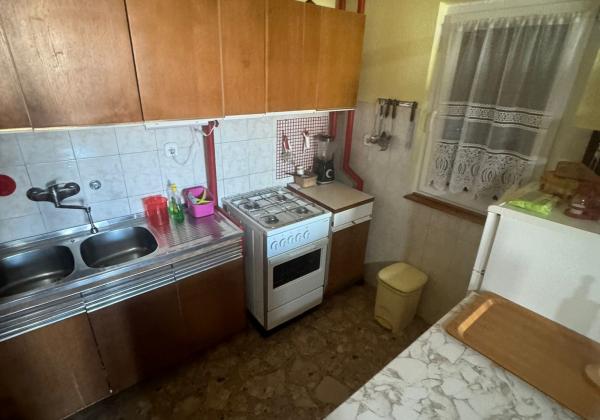 Chorvátsko - Vir - Na predaj samostatný dom s pekným pozemkom len 300m od mora!