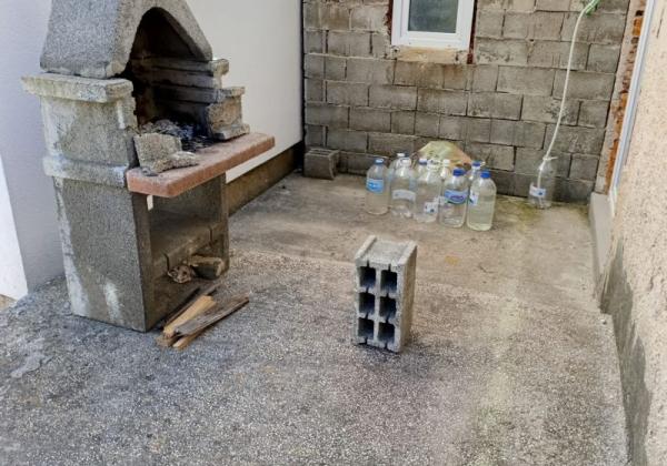 Chorvátsko na predaj: Rodinný dom na ostrove Vir – Len 120 m od mora!